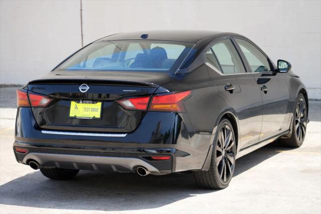 2022 Nissan Altima SR FWD