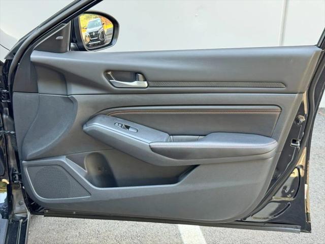 2022 Nissan Altima SR FWD