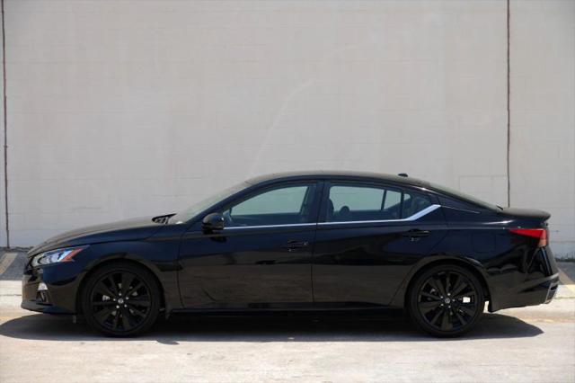 2022 Nissan Altima SR FWD