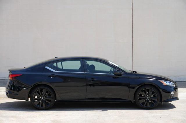 2022 Nissan Altima SR FWD
