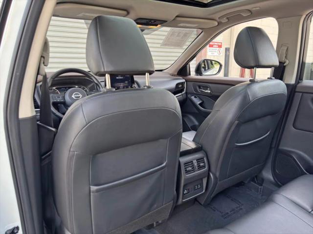 2022 Nissan Rogue SL FWD