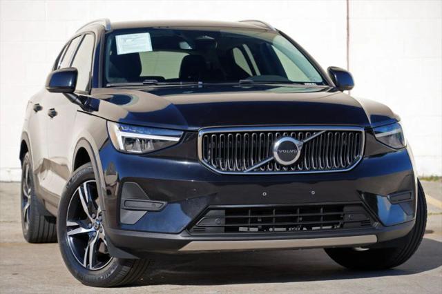 2023 Volvo XC40 B5 Core
