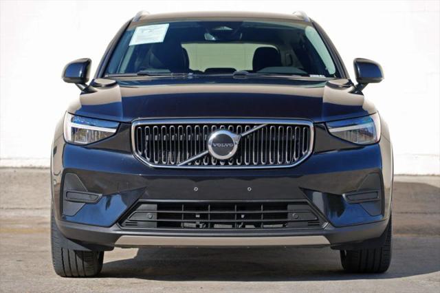 2023 Volvo XC40 B5 Core