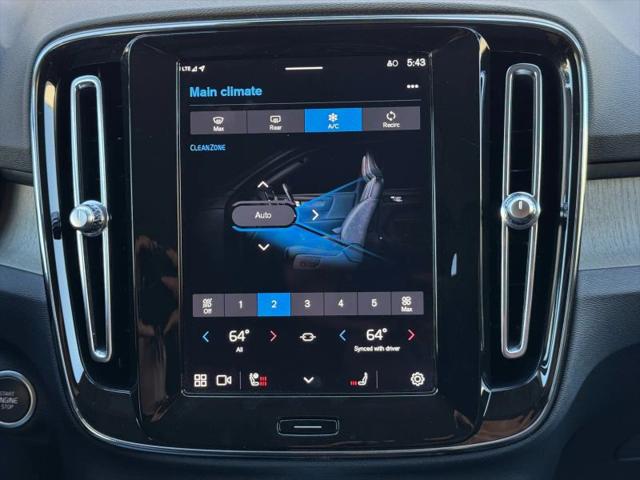 2023 Volvo XC40 B5 Core