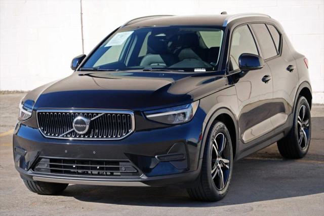 2023 Volvo XC40 B5 Core