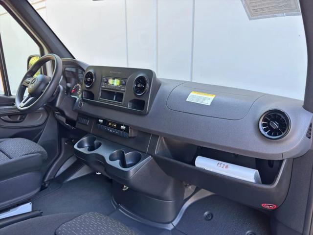 2023 Mercedes-Benz Sprinter 2500 High Roof 4-Cyl Diesel HO