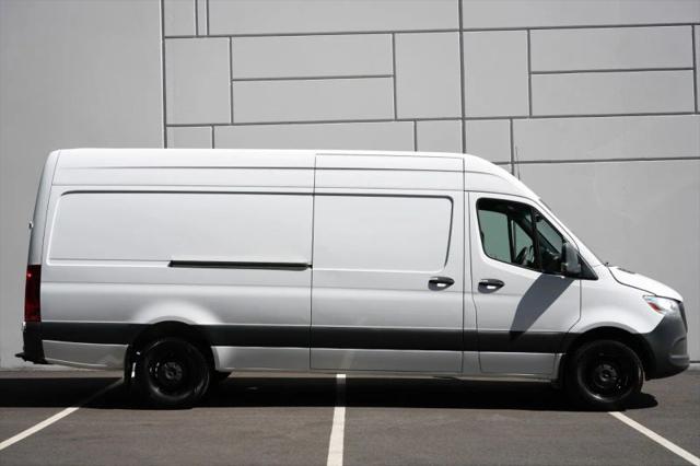 2023 Mercedes-Benz Sprinter 2500 High Roof 4-Cyl Diesel HO