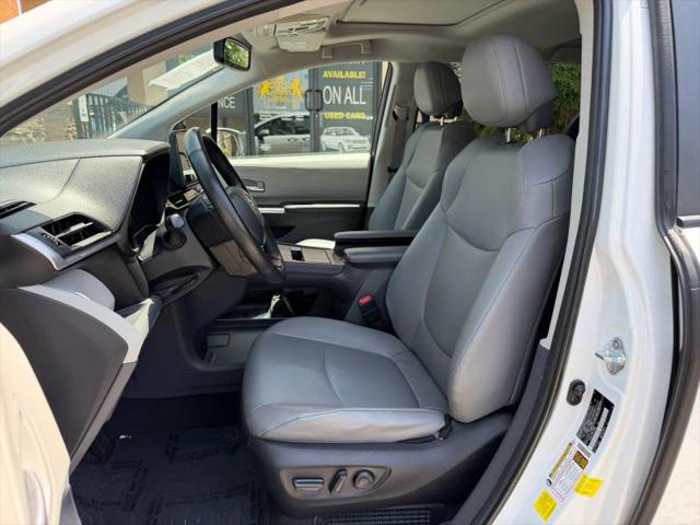2023 Toyota Sienna XLE