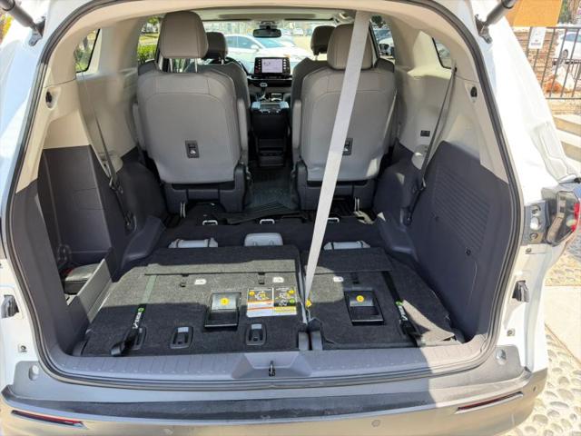 2023 Toyota Sienna XLE