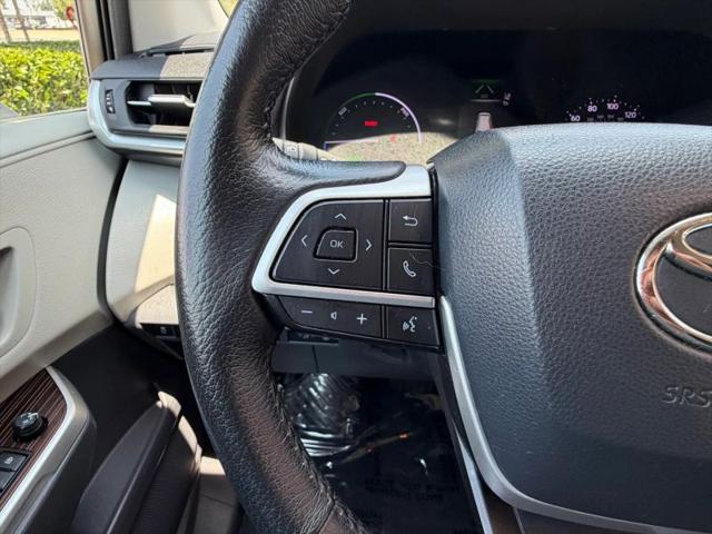 2023 Toyota Sienna XLE