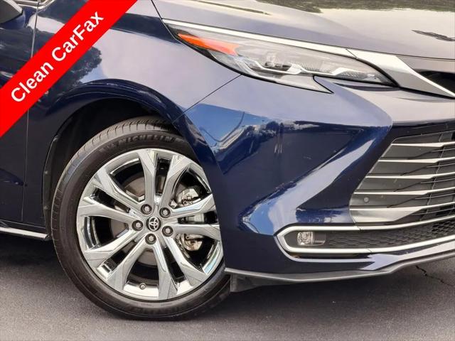 2024 Toyota Sienna Platinum