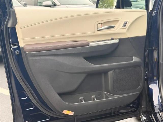 2024 Toyota Sienna Platinum