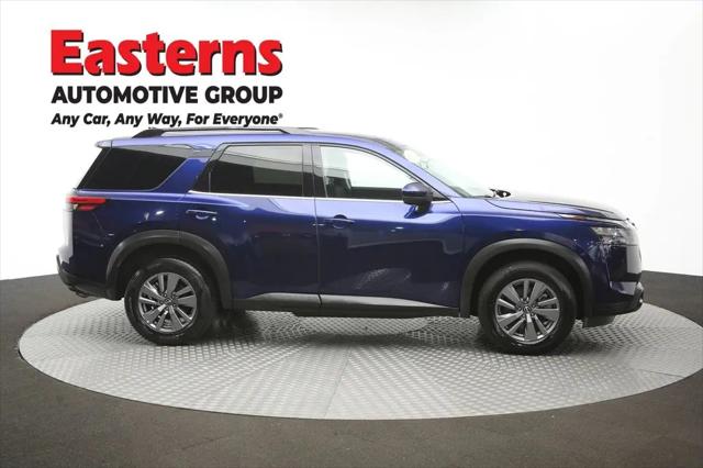 2025 Nissan Pathfinder SV FWD