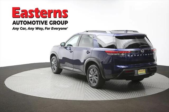 2025 Nissan Pathfinder SV FWD