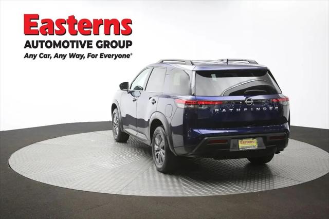 2025 Nissan Pathfinder SV FWD
