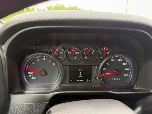 2020 Chevrolet Silverado 1500 2WD Crew Cab Short Bed Custom