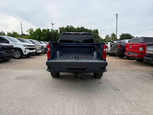 2020 Chevrolet Silverado 1500 2WD Crew Cab Short Bed Custom
