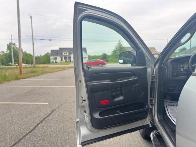 2004 Dodge Ram 2500 SLT/Laramie