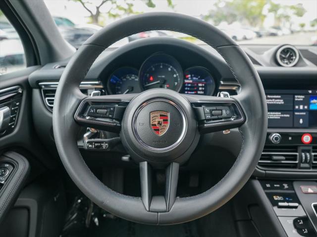 2024 Porsche Macan Base