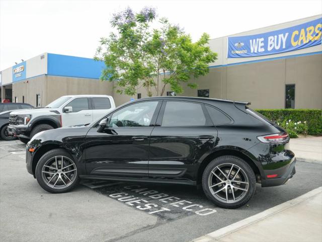 2024 Porsche Macan Base
