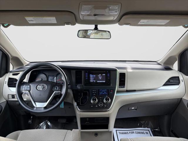 2017 Toyota Sienna L 7 Passenger