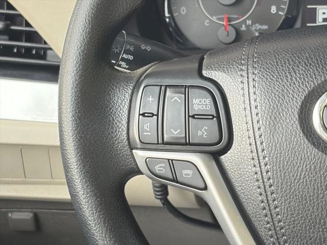 2017 Toyota Sienna L 7 Passenger