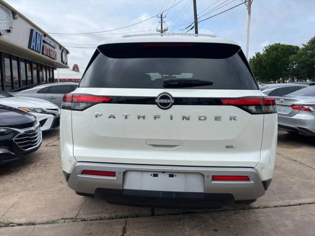 2022 Nissan Pathfinder SL 2WD