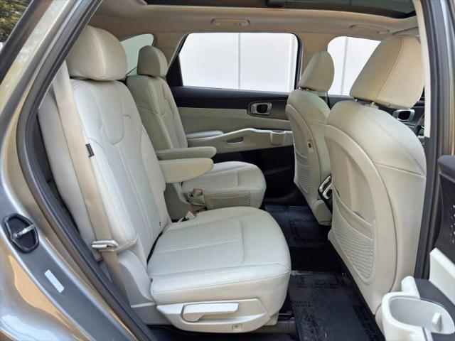 2025 Kia Sorento Hybrid EX