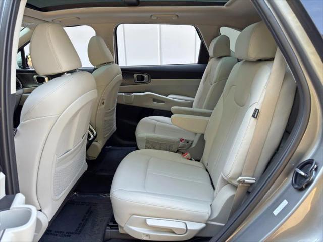 2025 Kia Sorento Hybrid EX
