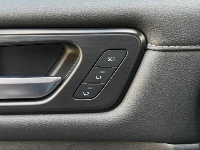 2025 Nissan Armada SL 4WD