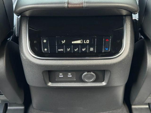 2025 Nissan Armada SL 4WD