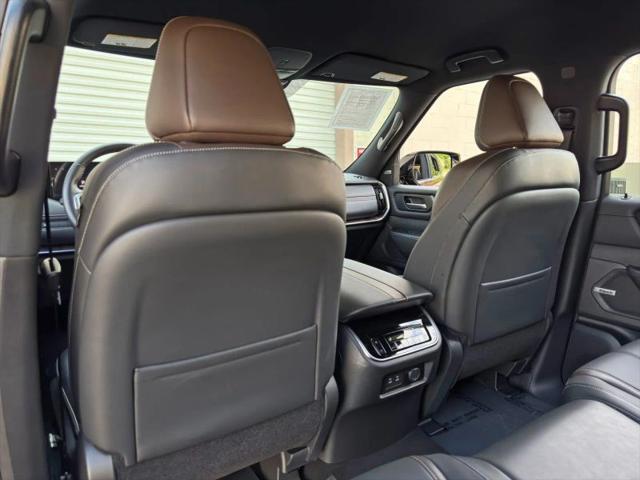 2025 Nissan Armada SL 4WD