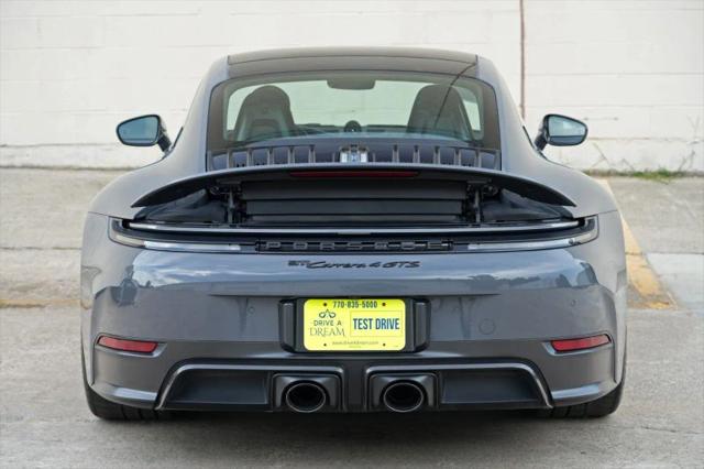 2025 Porsche 911 Carrera 4 GTS