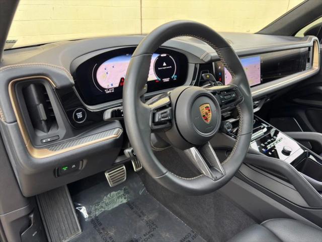 2024 Porsche Cayenne E-Hybrid Turbo