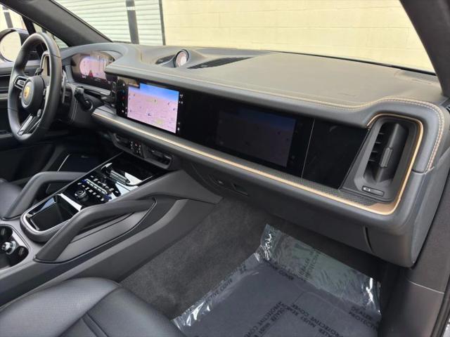 2024 Porsche Cayenne E-Hybrid Turbo