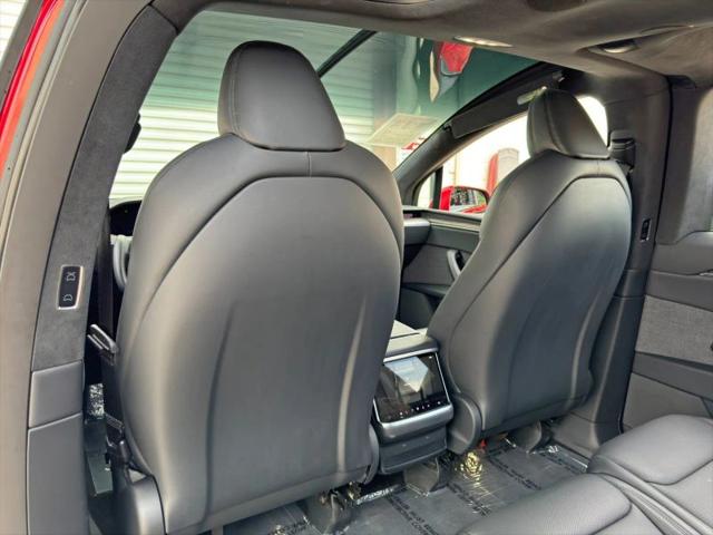 2023 Tesla Model X Standard Range