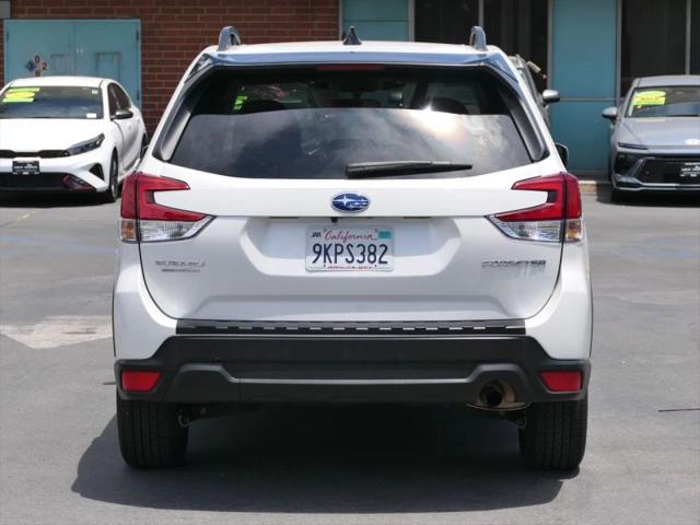 2024 Subaru Forester Premium