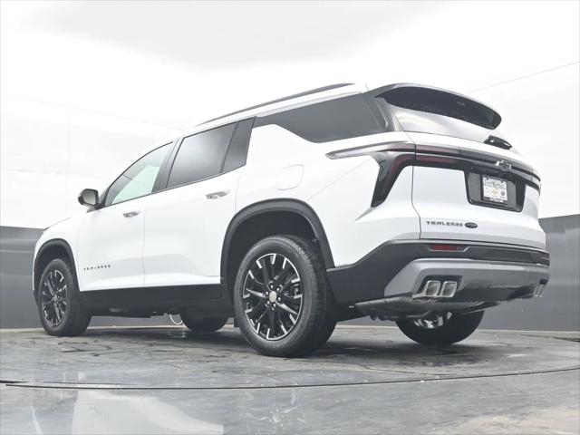 2026 Chevrolet Traverse FWD LT