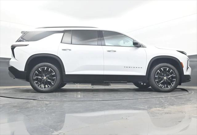 2026 Chevrolet Traverse FWD LT