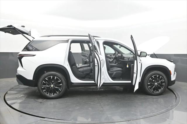 2026 Chevrolet Traverse FWD LT