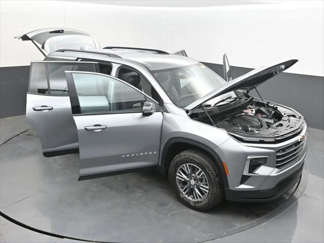 2026 Chevrolet Traverse FWD LT