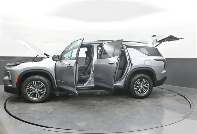 2026 Chevrolet Traverse FWD LT