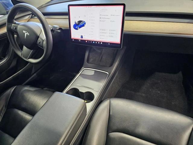 2021 Tesla Model 3 Standard Range Plus Rear-Wheel Drive