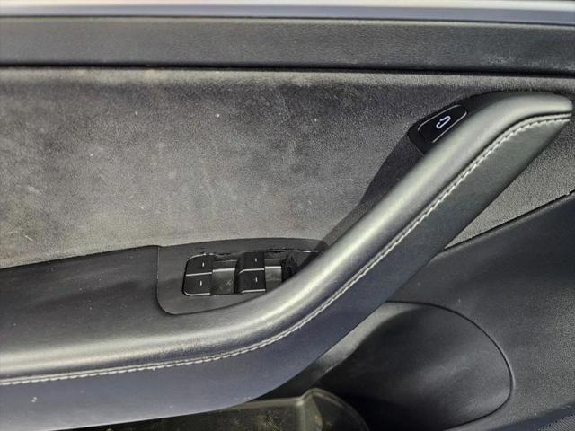 2021 Tesla Model 3 Standard Range Plus Rear-Wheel Drive