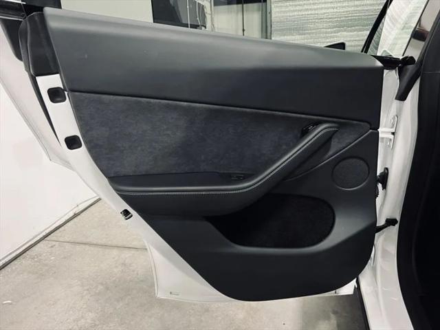 2024 Tesla Model Y Long Range Single Motor Rear-Wheel Drive