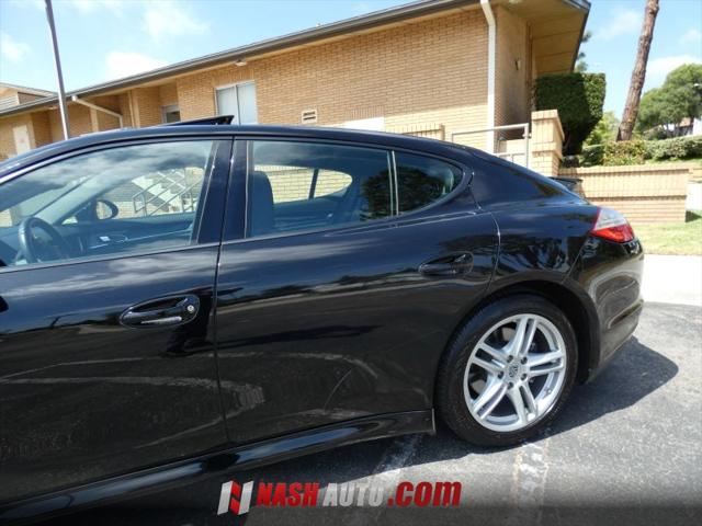 2011 Porsche Panamera 4