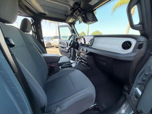 2025 Jeep Wrangler 4xe Sahara 4xe