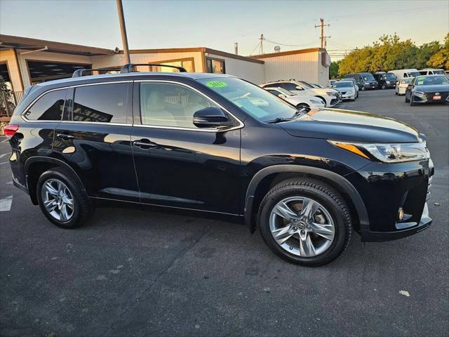 2017 Toyota Highlander Limited