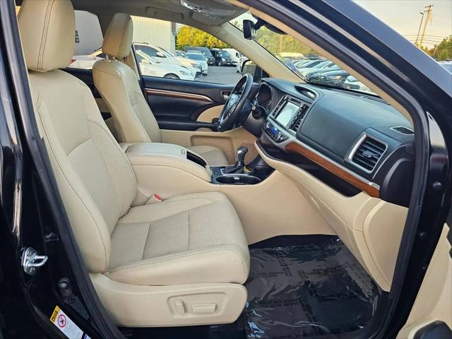 2017 Toyota Highlander Limited