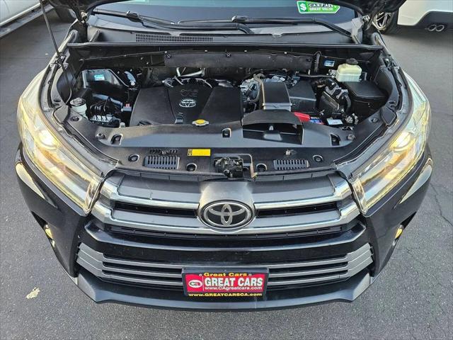2017 Toyota Highlander Limited